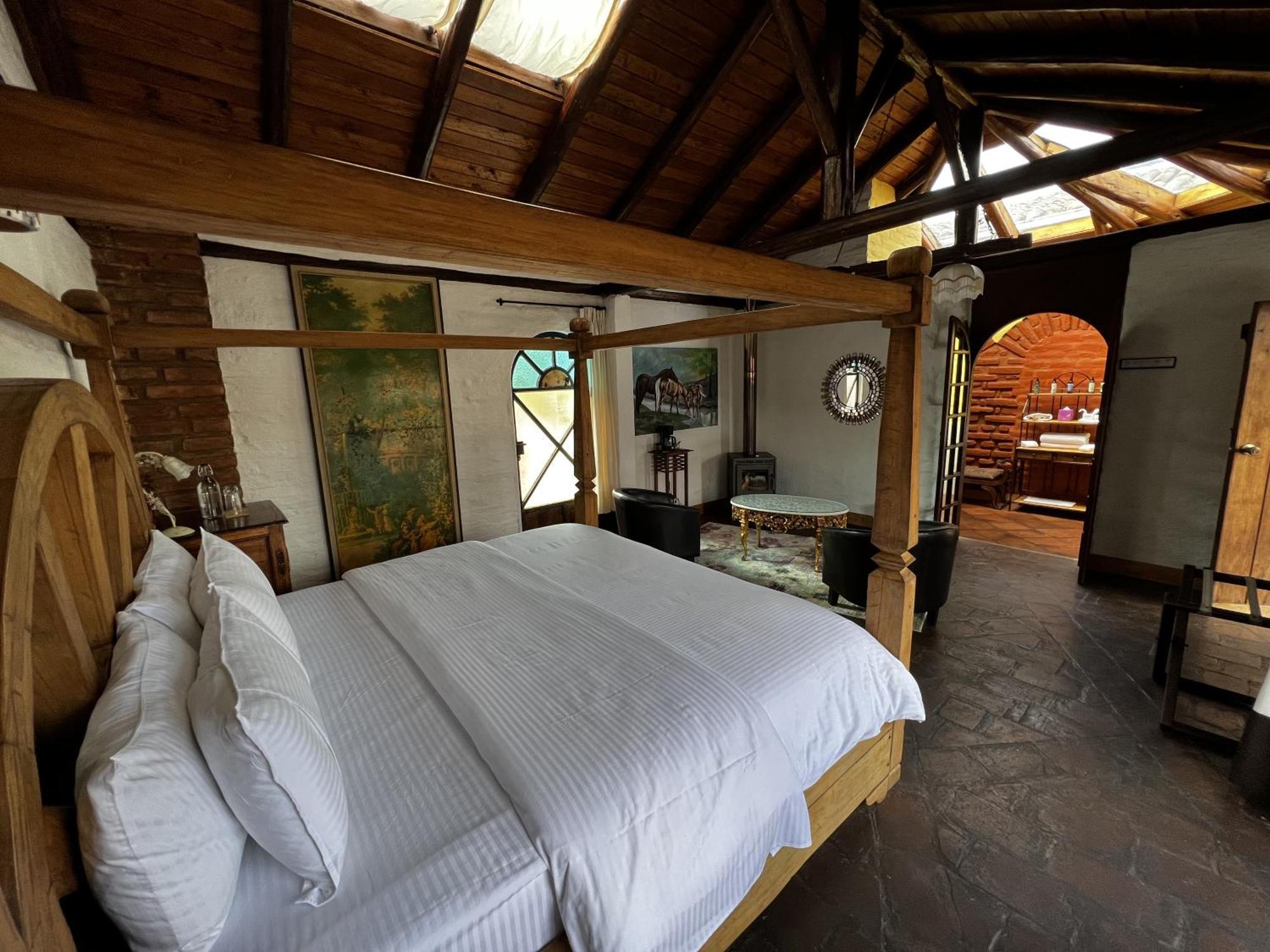 Hacienda Jimenita Wildlife Reserve Puembo Exterior photo